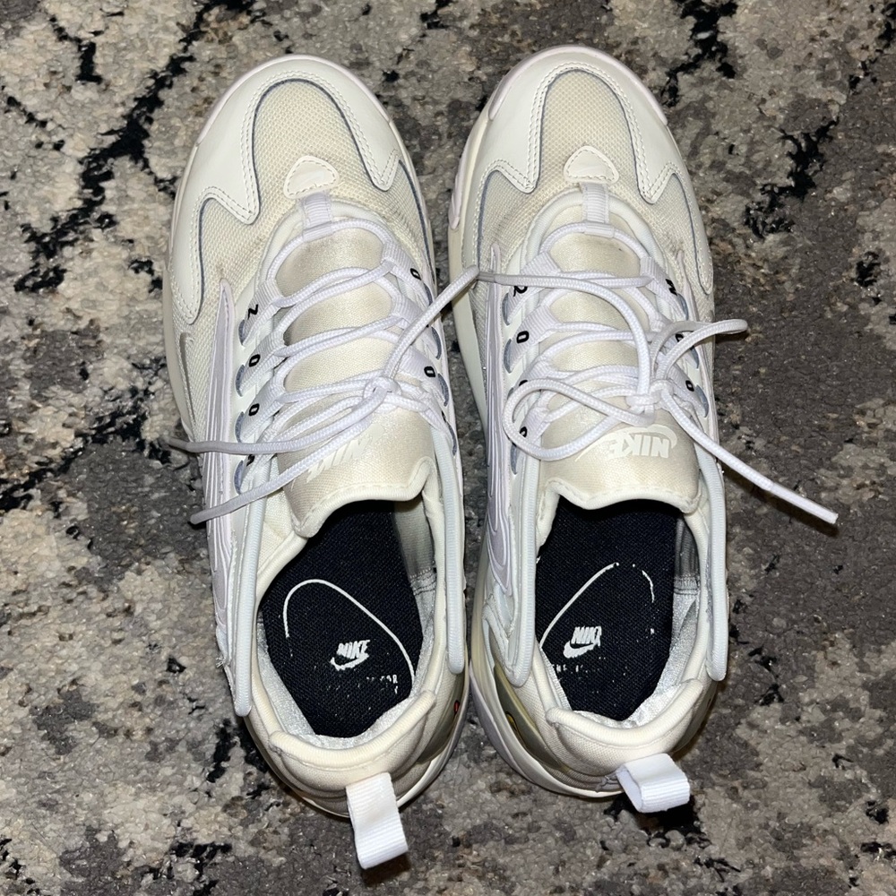 Vintage Nike “Dad” Sneakers - Picture 5 of 9